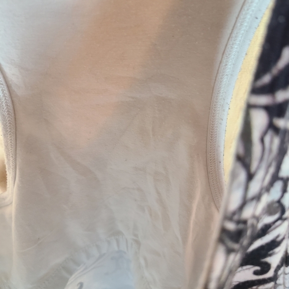 Pure Karma Active Tank Top With Boho Pattern - Picture 11 of 16